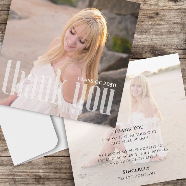 Graduate Stilvolle Minimalistische Vorlage für ele (Von Creator hochgeladen)