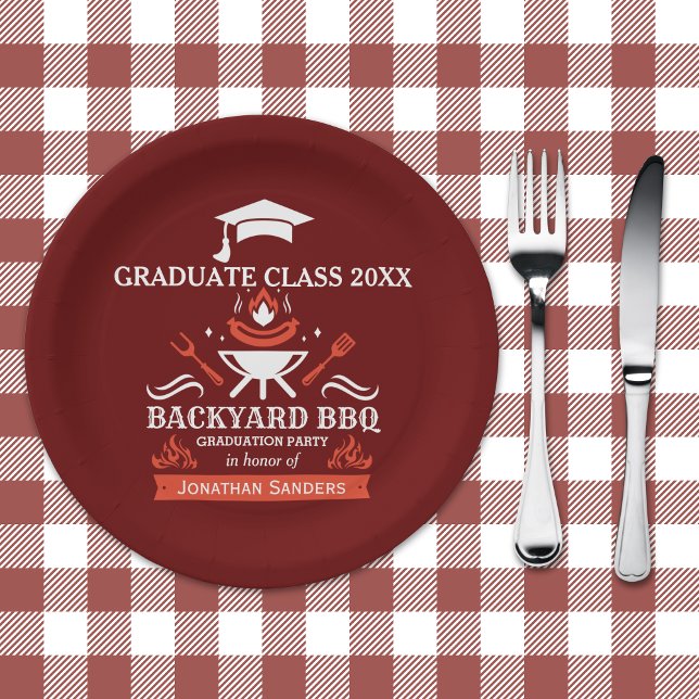 Graduation BBQ Backyard Party Red color Pappteller (Von Creator hochgeladen)