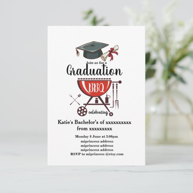 Graduation BBQ invitation, Grand party Invitation (Debout devant)