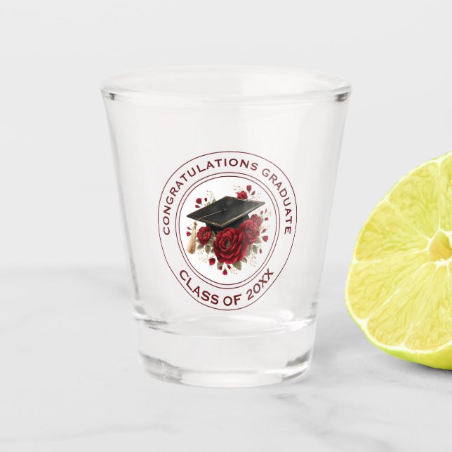Graduation Cap & Red Roses Class of 20XX  Schnapsglas (Vorderseite)
