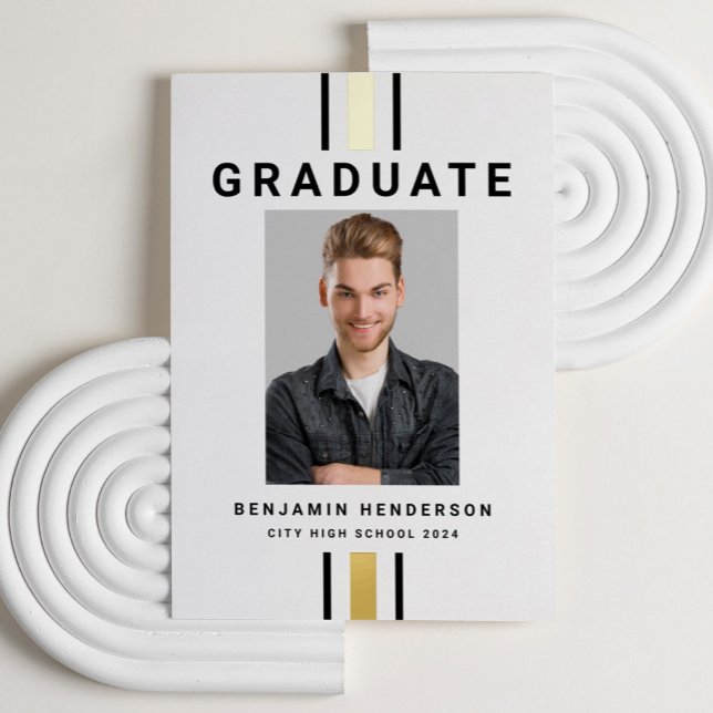 Graduation moderne Black Gold Foil Faire-part (Custom Photo Modern Graduation Black Gold Foil Announcement Card)