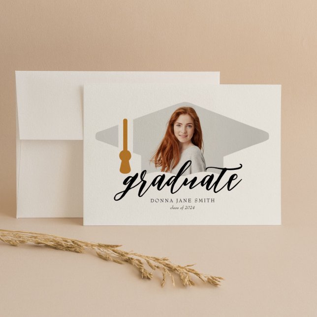 Graduiertenkap Modernes, Minimalistisches 4 Foto V Einladung (Von Creator hochgeladen)