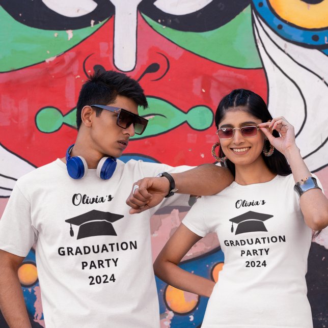 Graduierungspartei für Minimalistische Textkap-Nam T-Shirt (Von Creator hochgeladen)