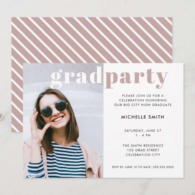 Graduierungspartei Moderne Typografie Custom Foto Einladung (Vorne/Hinten)