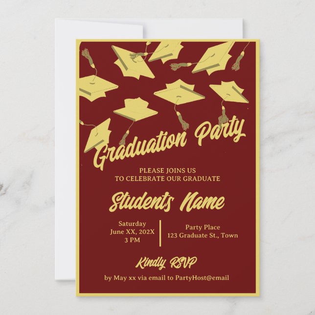 Graduierungsparty Foto Maroon und Gold Mortarboard Einladung (Vorderseite)