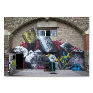 Graffiti am Stadtbahnbogen, Wien Österreich Tischnummer