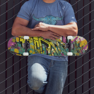 Graffiti in magenta und gelb skateboard
