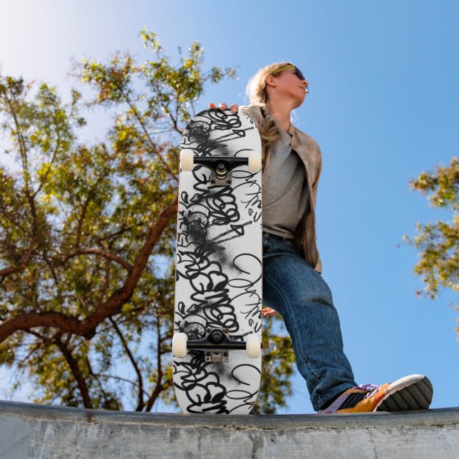 Graffiti Pattern Skateboard (Außenbereich 1)
