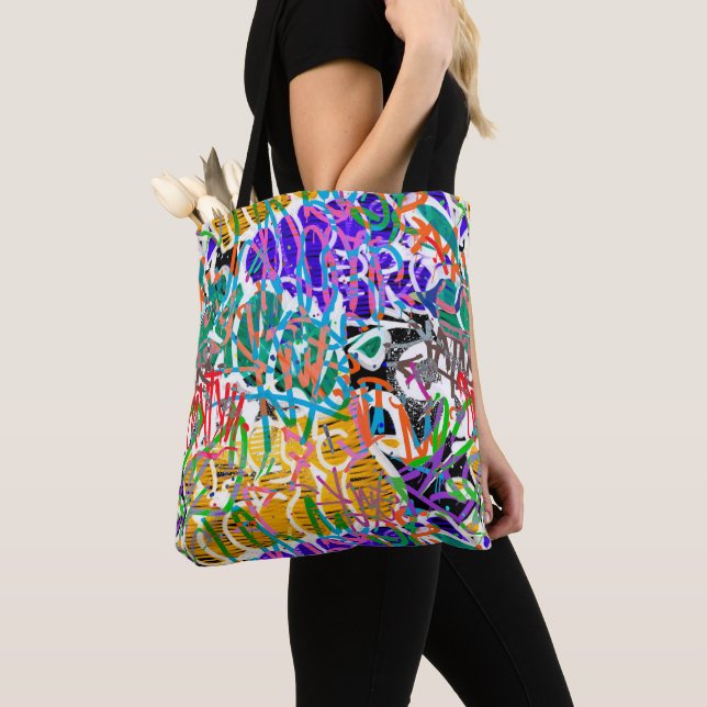 Graffiti Pattern Tasche (Von Nahem)