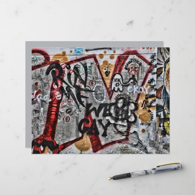 Graffiti Red Gray Letters Urban Street Wall Art (Vorderseite/Rückseite Beispiel)