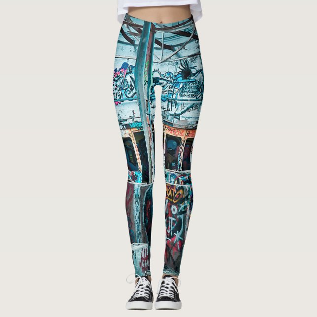 Graffiti Street Art Wall Leggings abandonnés (Devant)