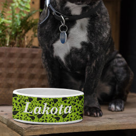 Grafisch-grüne Reben der Pflanze Napf