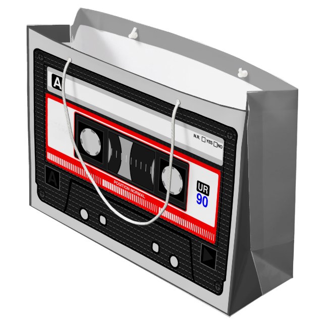 GRAFISCHE AUDIOMUSIKKASSETTE  GROßE GESCHENKTÜTE (Rückseite Schrägansicht)