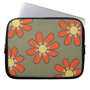 Grafische orange gelbe Blumen in jeder Farbe Laptopschutzhülle