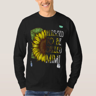 Grafische Sonnenblumen, die als Mama und T-Shirt