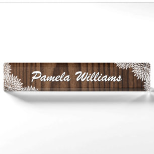 Grain en bois et plaque signalétique faite sur