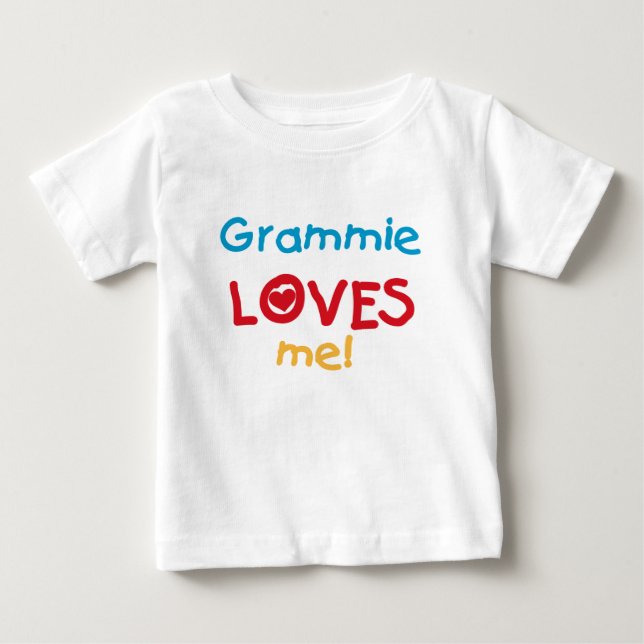 Grammie m'aime T-shirts et cadeaux (Devant)