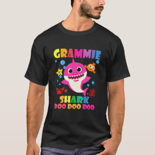 Grammie Shark Doo Doo Funny Baby Mommy Daddy Kids T-Shirt