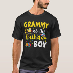 Grammy des Geburtstagsjungen Flugzeug Bagger LKW C T-Shirt