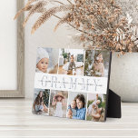 "Grammy" Großkinder Namen 7 FotoCollage Fotoplatte<br><div class="desc">Mit dieser Collage aus sieben Fotos kreieren Sie ein süßes Geschenk für Oma. "GRAMMY" oder der bevorzugte Spitzname Ihrer Großmutter erscheint in der Mitte in schick grauer Schrift,  mit Ihrer benutzerdefinierten Nachricht und Enkelkinder-Namen überlagert.</div>
