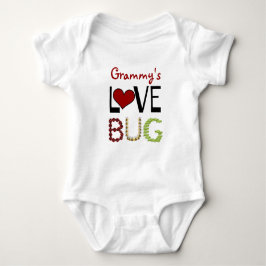 Grammy's Liebe Bug, Niedlich & personalisiert! Baby Strampler