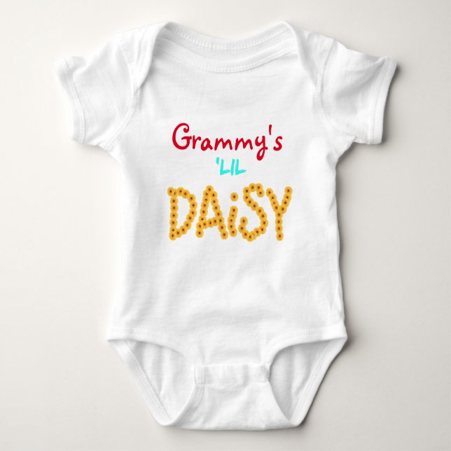 Grammy's lil Daisy, Niedlich & personalisiert! Baby Strampler (Vorderseite)