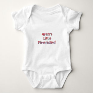 Gram's Little Firecracker! USA 250 Feuerwerk Baby Strampler