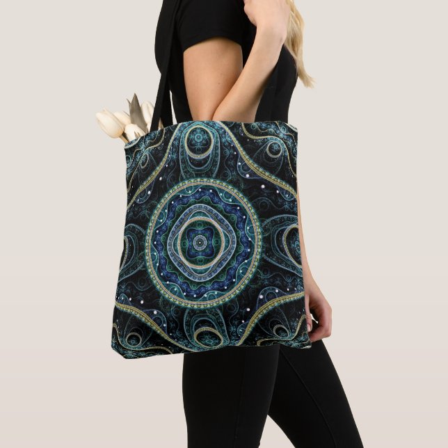 Grand Julian Tasche (Von Nahem)