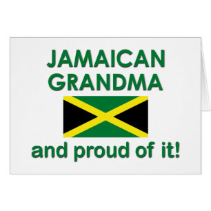 Grand-maman jamaïcaine fière