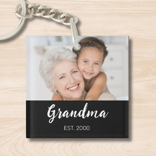 Grand-mère a établi une photo de script moderne