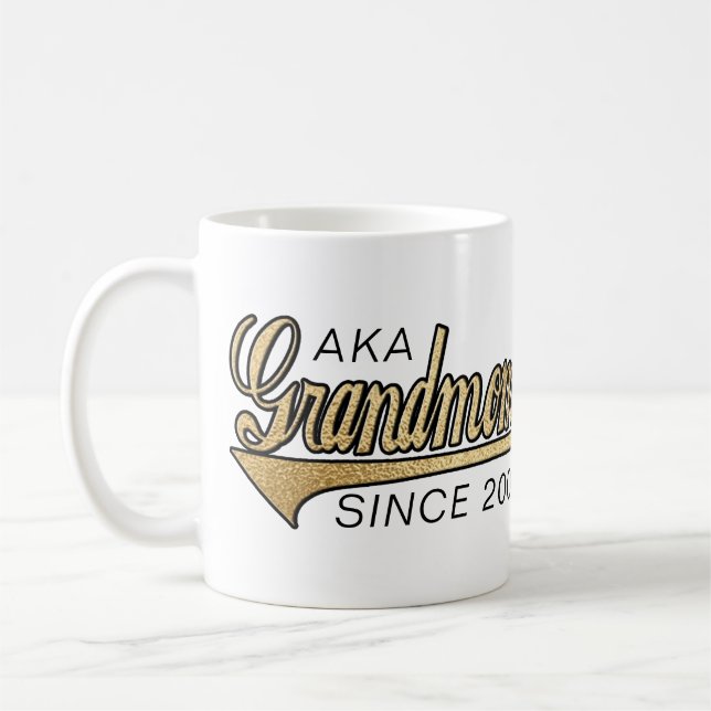Grand-mère Mug "AKA Grand-mère depuis..." (Gauche)