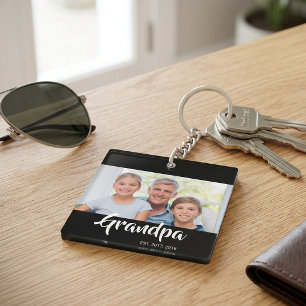 Grand-père a établi une photo de script moderne