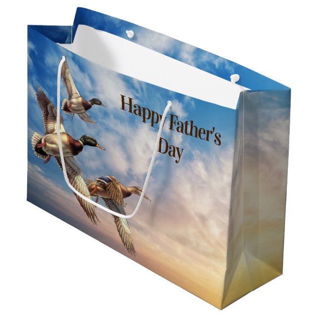 Grand Sac Cadeau Fête des pères Flying Mallard Ducks (Devant Angle)