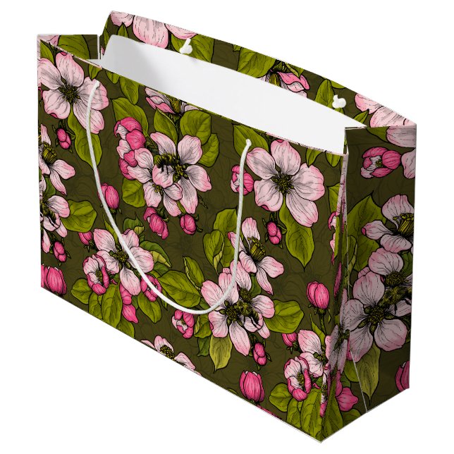 Grand Sac Cadeau Fleur de pomme sur vert foncé (Dos Angle)