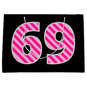 Grand Sac Cadeau Fun rose rayé "69"; Joyeux 69e anniversaire; Nom
