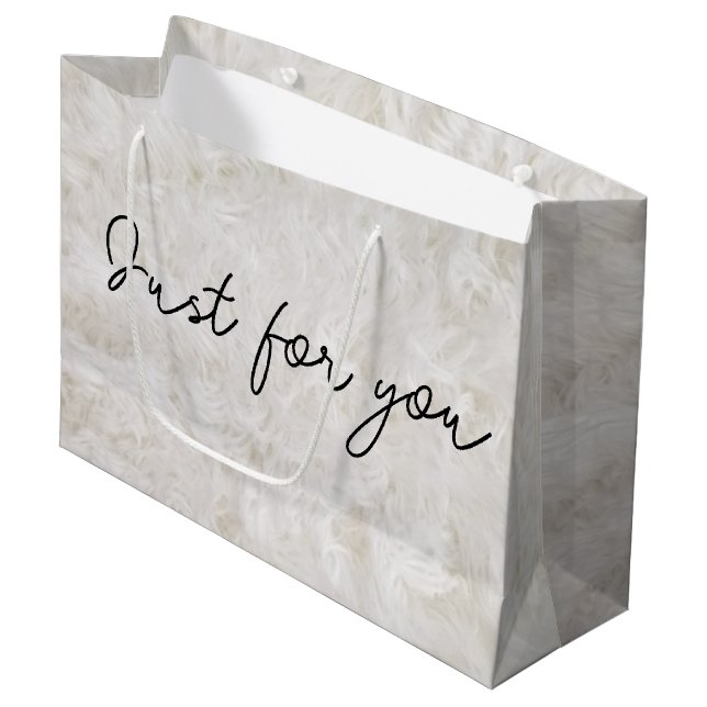 Grand Sac Cadeau Juste Pour Vous, Fourrure De Faux Blanches (Devant Angle)