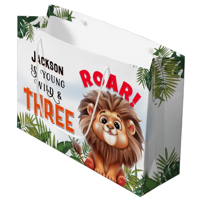 Grand Sac Cadeau Lion Safari Wild & Trois Anniversaires de enfants  (Devant Angle)