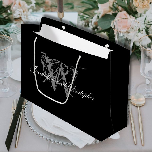 Grand Sac Cadeau Mariage élégant, Monogramme, Noms, Noir & Blanc (For an Elegant Wedding - Personalized Monogram plus Names, Black, White & Gray Large Gift bag.)