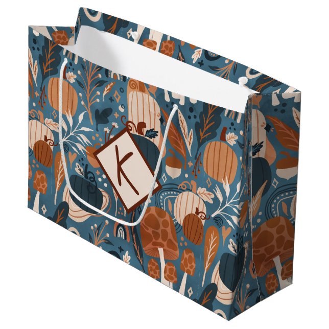 Grand Sac Cadeau Monogramme des Citrouilles d'automne de bois (Devant Angle)