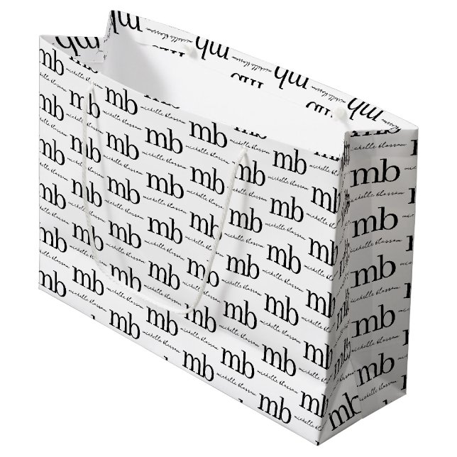 Grand Sac Cadeau Monogramme Initial Moderne Noir Blanc en Écriture (Devant Angle)