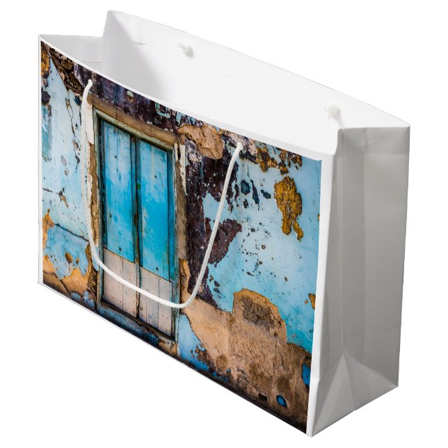 Grand Sac Cadeau Mur bleu et porte (Devant Angle)