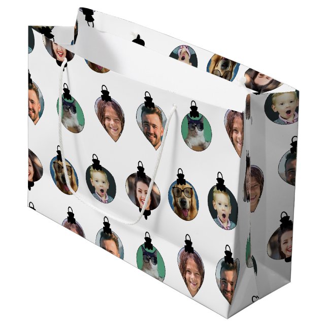 Grand Sac Cadeau Noël Amusant Famille Visages Ornements Blanc (Devant Angle)