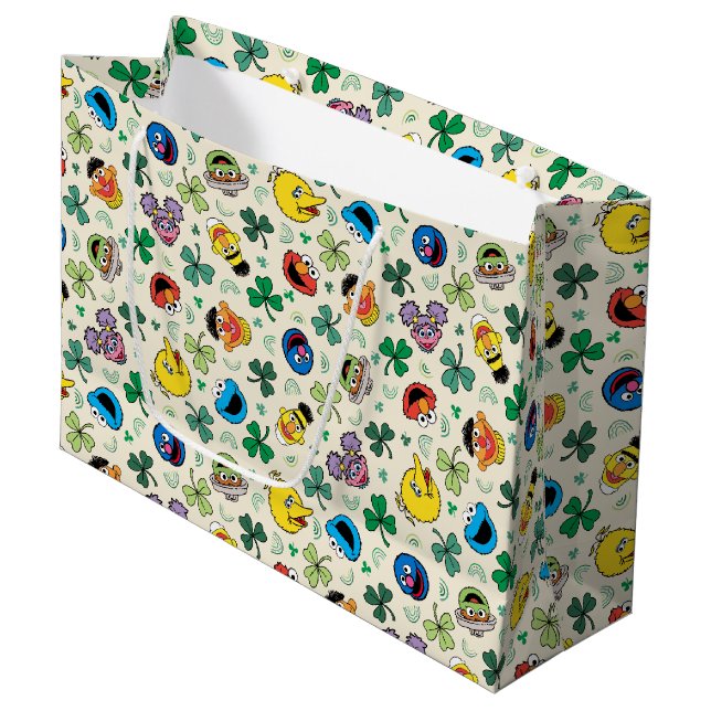 Grand Sac Cadeau Sesame Street St. Patrick's Day Motif (Devant Angle)