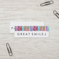 Grand salaire de sourire de RAK il en avant cartes