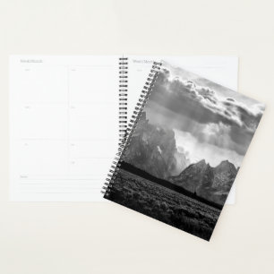 Grand Teton Mountain Range in Schwarz und Weiß Planer