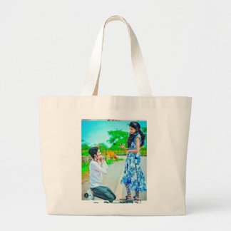Grand Tote Bag Baby Pikachu dans une prairie magique"