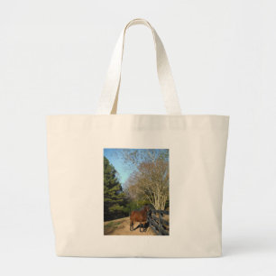 Grand Tote Bag Cheval Brown contre une clôture