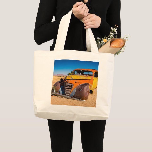 Grand Tote Bag Voiture ancienne et abandonnée à Solitaire, Namibi (Devant (produit))