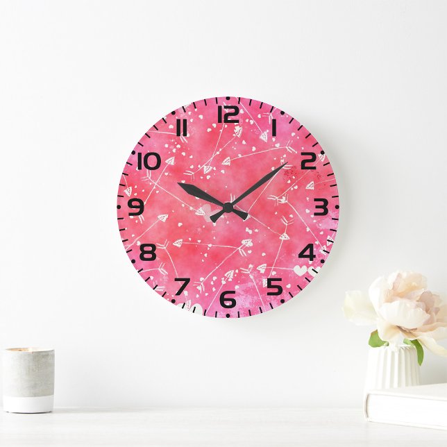 Grande Horloge Ronde Aquarelle romantique Coeurs et flèches roses Motif (Créateur téléchargé)