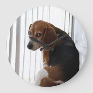 Grande Horloge Ronde Attitude beagle